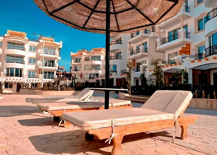 Hills Coral Reef Paradise Szálloda 5*