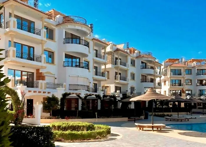 Szálloda Hills Coral Reef Paradise 5*